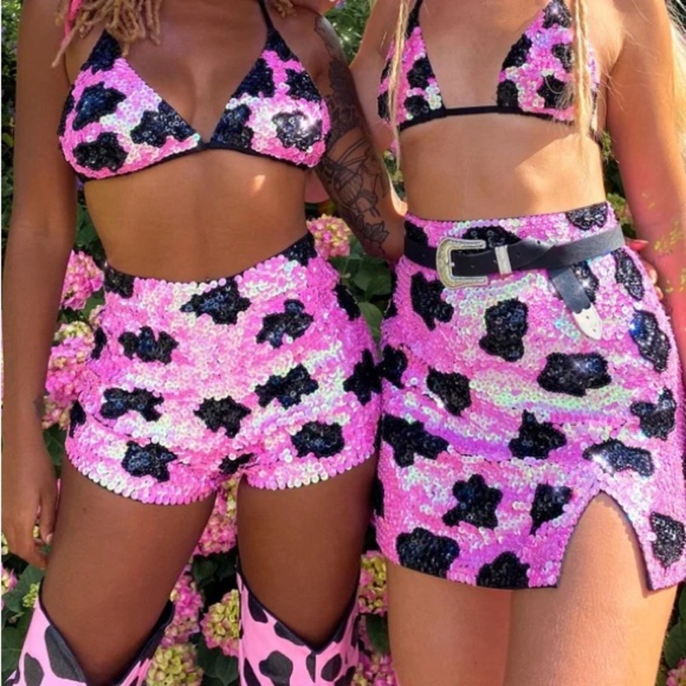 Easy tiger embellished pink cow print set - Picture 2 of 2